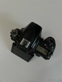 Nikon D750 - 2