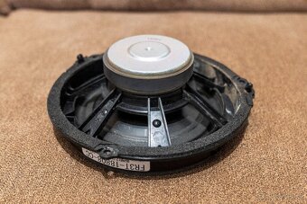 Přední Reproduktor pro Ford Mustang VI FR3T-18808-CC Shaker - 2