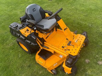 Výkonný profesionální mulčovač CUB Cadet Z1 - 2