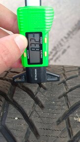 255/35/19 255/35 r19 - 2