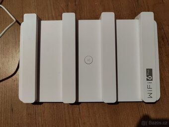 Wifi routery HONOR 3 Wi-Fi 6 Plus a TP-Link Archer C50 - 2