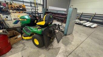 Sekací traktůrek John Deere X305R odpočet DPH - 2
