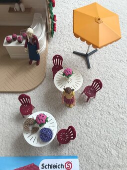 Schleich jezdecká kavárna - 2