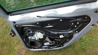 Vw passat b6 combi pravé zadní dveře - 2
