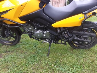 Suzuki DL650 V-strom - 2