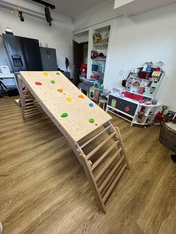 Dřevěná multifunkční prolézačka FABER se skluzavkou - 2