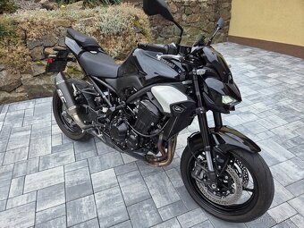 Kawasaki Z900 2025 černá - 2