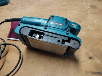 Makita 9911 pásová bruska 457x76mm, 650W - 2