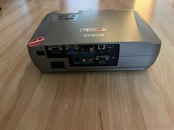 Projektor Epson - 2