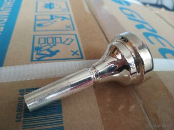 Prodám nátrubek Denis Wick 5BS (malá stopka) - 2