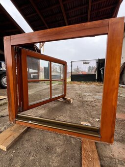 Zánovní dřevěná okna a francouzské dveře/okno - 2