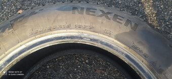 Celoroční pneu 235/60 R18 - 2