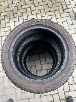 Bridgestone Blizzak LM005 235/50 R19 - 2