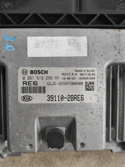 Jednotka motoru Kia Ceed JD 0261S13256 - 2