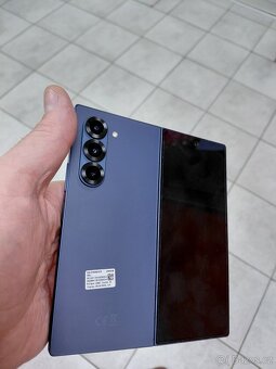 Samsung Galaxy Z Fold 6 Navy Blue - 2