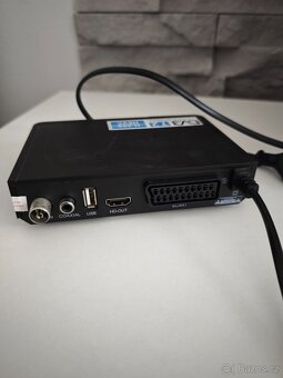 Set-top box EMOS EM190 (DVB-T2 / H.265 HEVC) - 2