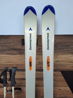 Sjezdové lyže, hůlky  DYNASTAR - 2