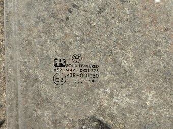 Golf 3 sklo zadních dveří - 2