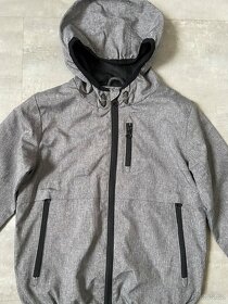 Šedá bunda vel.6-7let - 2