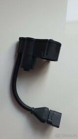 Motorek rucni brzdy Audi A8 D3 - 2