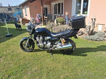 Yamaha XJR 1300 - 2