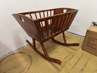 Kolíbka, dřevěná - 2