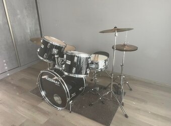 Prodám set bubnů + sedátko - 2