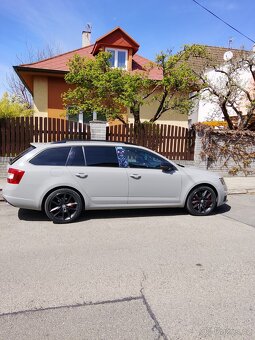 Octavia Rs - 2