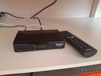 TV Panasonic + set-top-box - 2