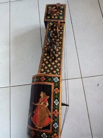 Tambura starožitný hudební nástroj - 2