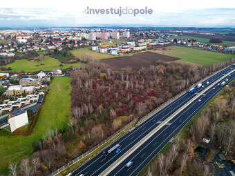 Prodej stavebního pozemku s obrovskou zahradou v Horních Poč - 2