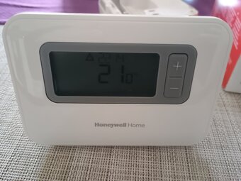 Honeywell T3R bezdrátový termostat - 2