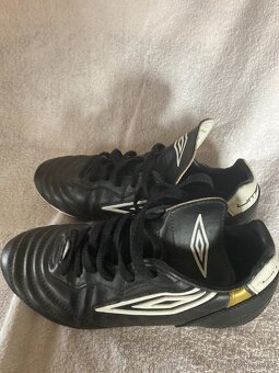 Kopačky dětské UMBRO Vel.35 - 2