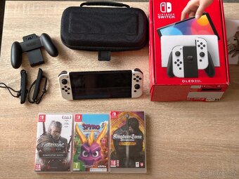 Nintendo Switch OLED + Hry - 2