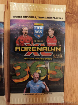 Fotbalové kartičky Adrenalyn FIFA 365 2025 - baličky - 2