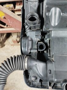 Filtr box WW POLO 1,2 HTP 40 KW kód AWY - 2