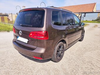 Volkswagen Touran 1,4tsi Highline model 2012 - 2