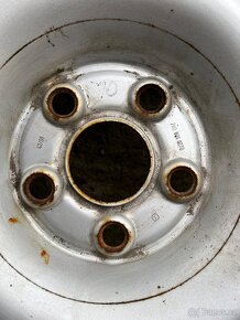 Prodám Rezervu na Vw t5 t6 5x120 et 51, 215/65/16c - 2