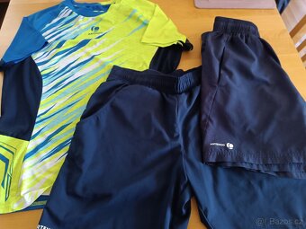 Dětské sportovní oblečení a boty Decathlon - 2