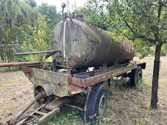 Fekál 3000l - 2