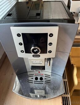 Kávovar Delonghi - 2