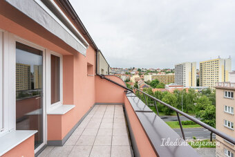 Pronájem bytu 2+kk, Nad Kajetánkou, Břevnov,  46 m2 - 2