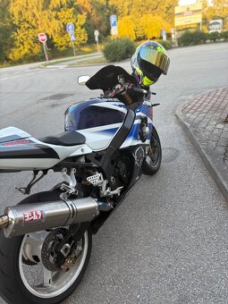 Suzuki GSXR - 2