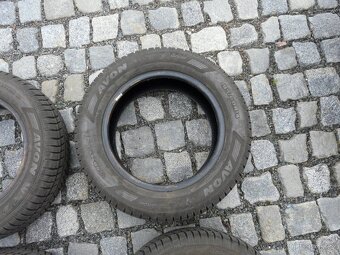ZIMNÍ PNEU AVON 185/60R14 - 2