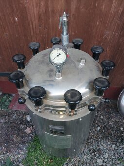 Destilační, sterilizační přístroj 80l- Chirana. - 2