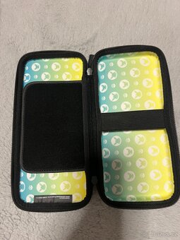 Nintento Switch, Edice Pikachu - 2