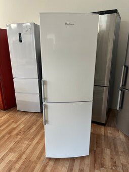 Lednice s mrazákem Bauknecht (160) - 2