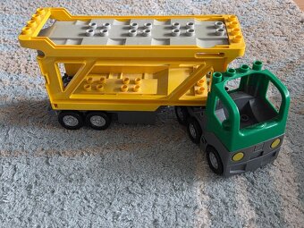 LEGO DUPLO odtahovka - 2