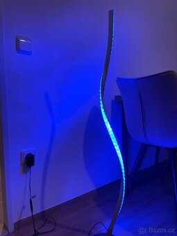LED stojací lampa - 2