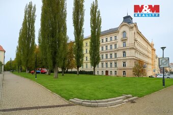 Prodej bytu 2+1, 81 m2, Praha 5, Janáčkovo nábřeží - 2